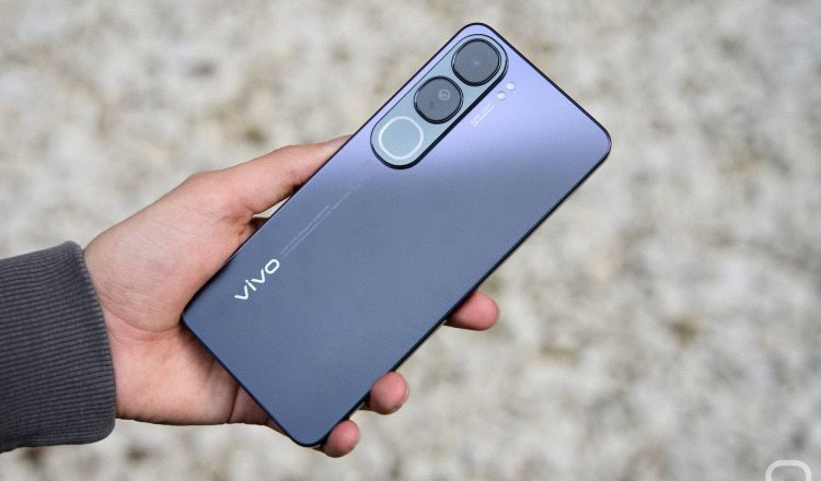 Vivo V40 SE